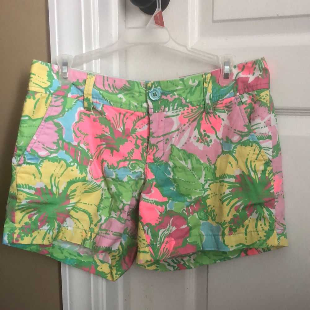 Lilly pulitzer floral shorts